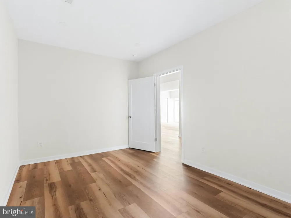 983 NEW BROOKLYN ERIAL ROAD Sicklerville, NJ 08081