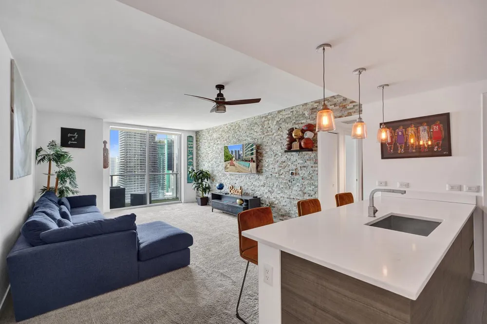 1100 S MIAMI AVENUE #3508 Miami, FL 33130