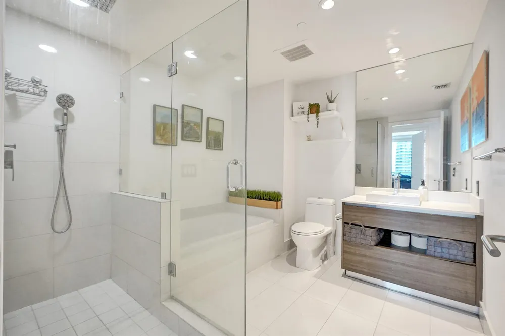 1100 S MIAMI AVENUE #3508 Miami, FL 33130