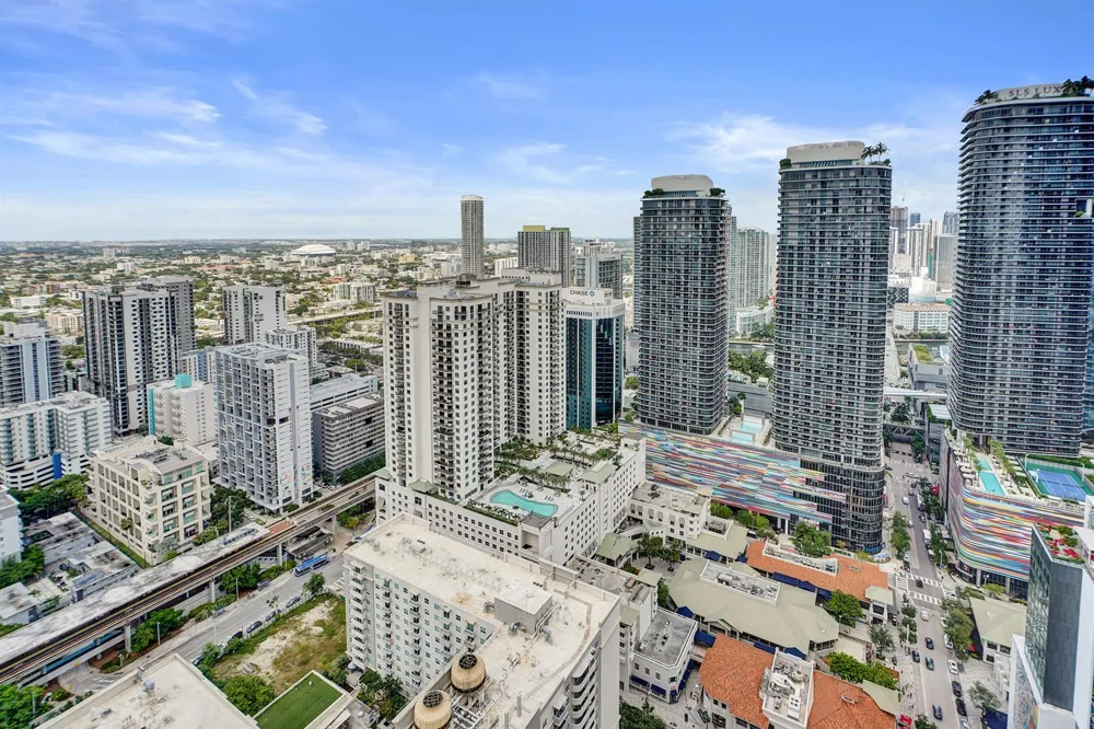 1100 S MIAMI AVENUE #3508 Miami, FL 33130