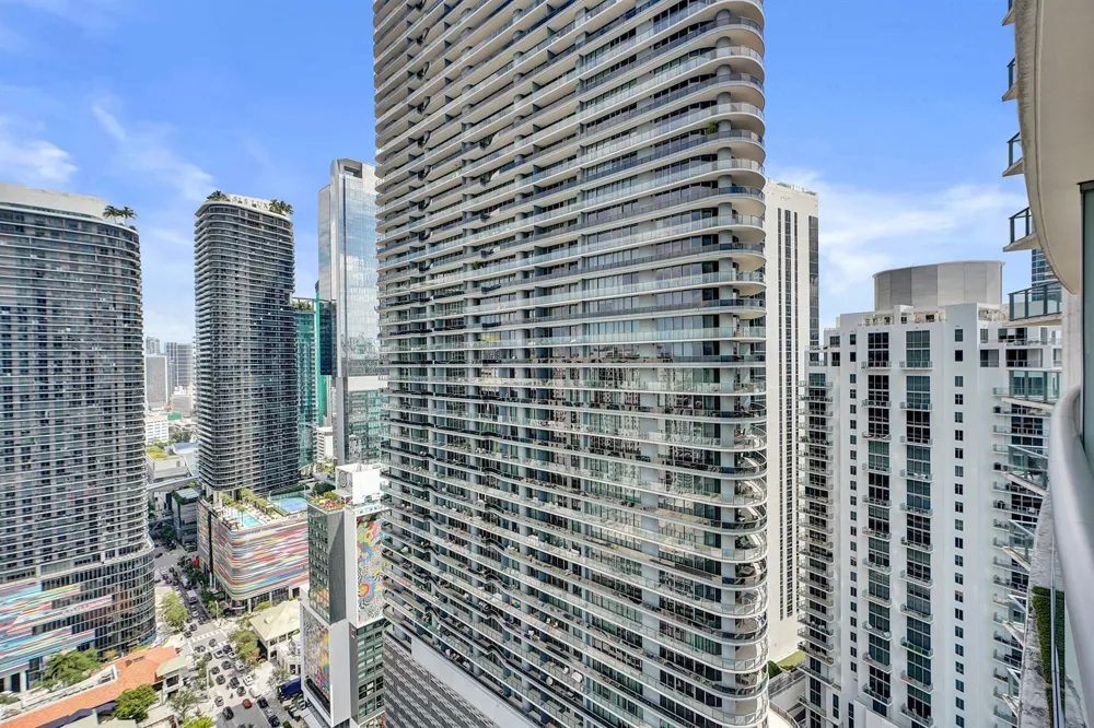 1100 S MIAMI AVENUE #3508 Miami, FL 33130