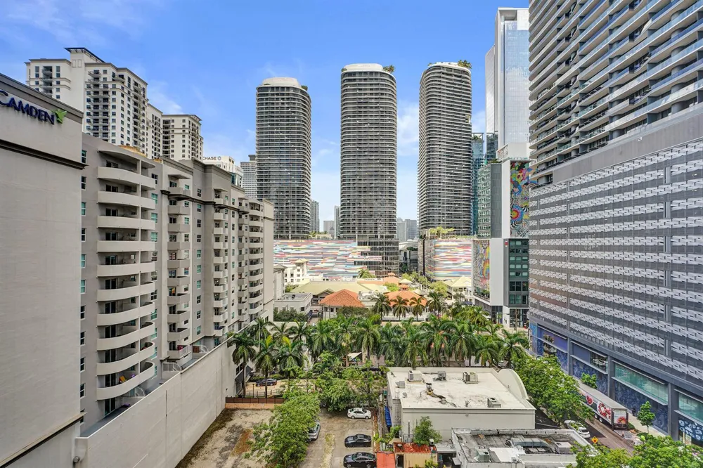 1100 S MIAMI AVENUE #3508 Miami, FL 33130