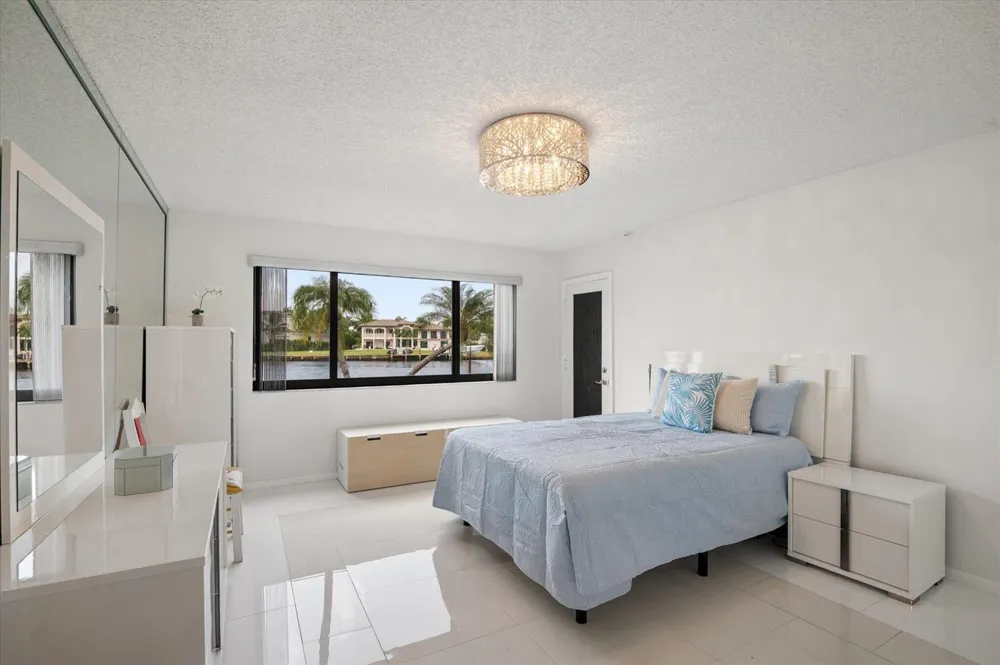 1101 S RIVERSIDE DRIVE #103 Pompano Beach, FL 33062