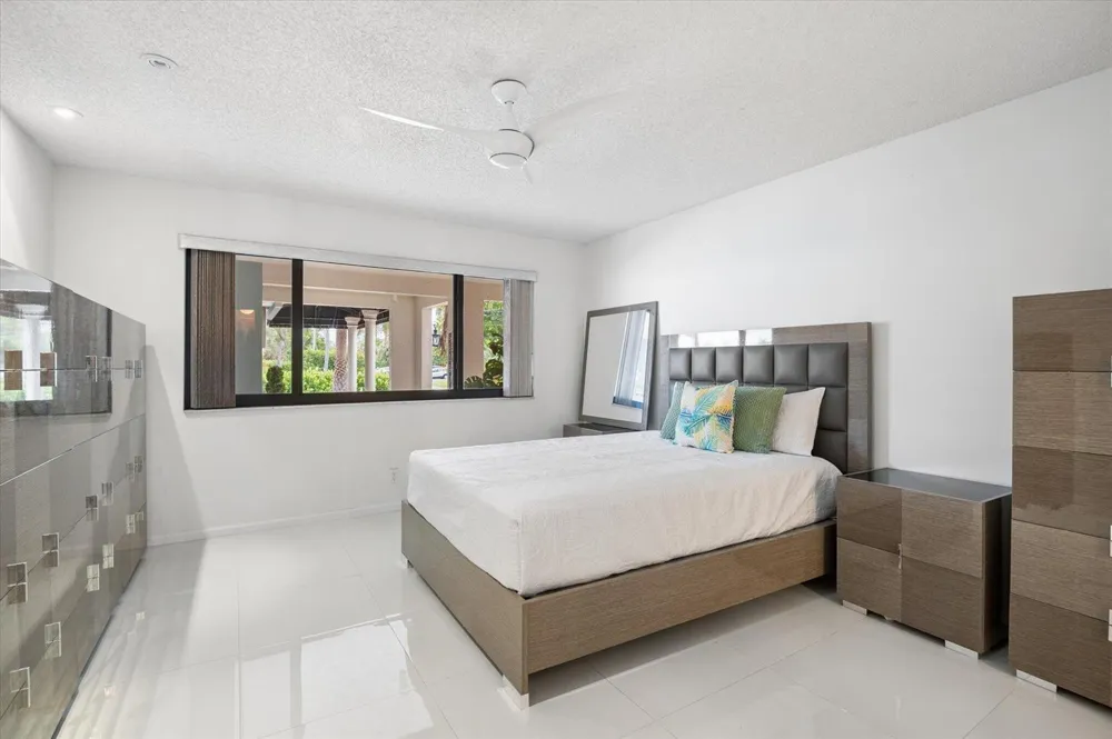 1101 S RIVERSIDE DRIVE #103 Pompano Beach, FL 33062