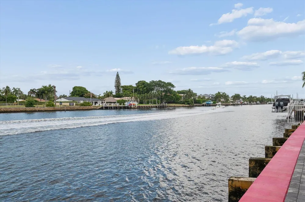 1101 S RIVERSIDE DRIVE #103 Pompano Beach, FL 33062