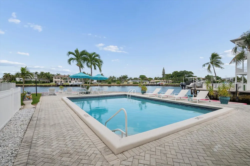 1101 S RIVERSIDE DRIVE #103 Pompano Beach, FL 33062