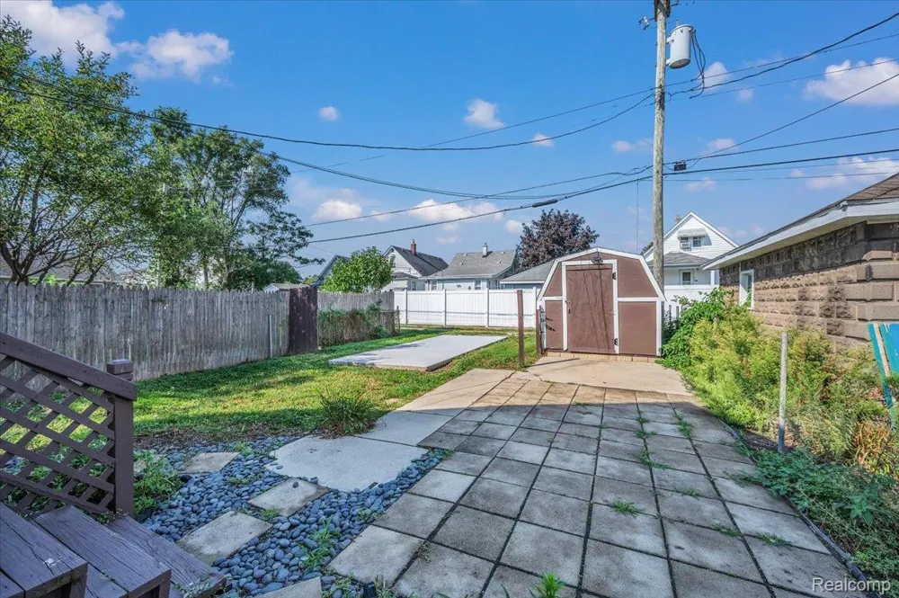 3342 11th Street Wyandotte City, MI 48192