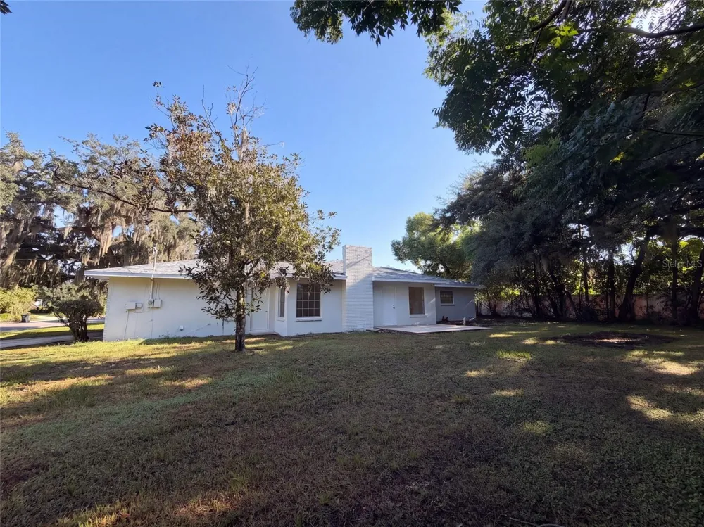 601 CAROLYN DRIVE Brandon, FL 33510