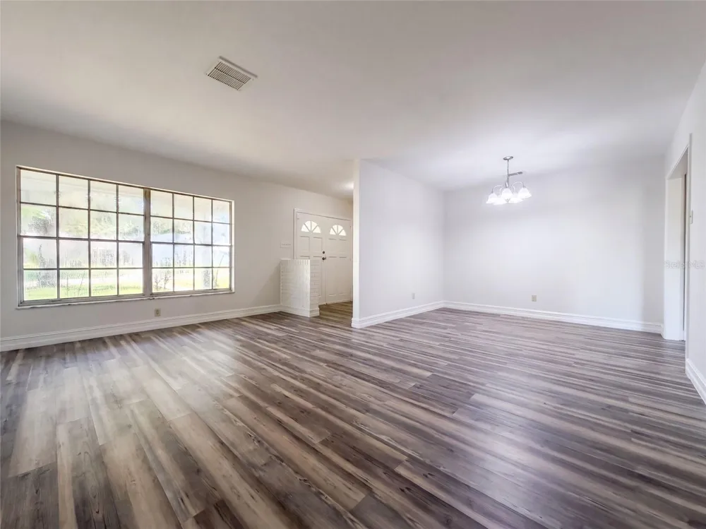 601 CAROLYN DRIVE Brandon, FL 33510