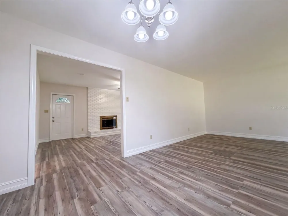 601 CAROLYN DRIVE Brandon, FL 33510