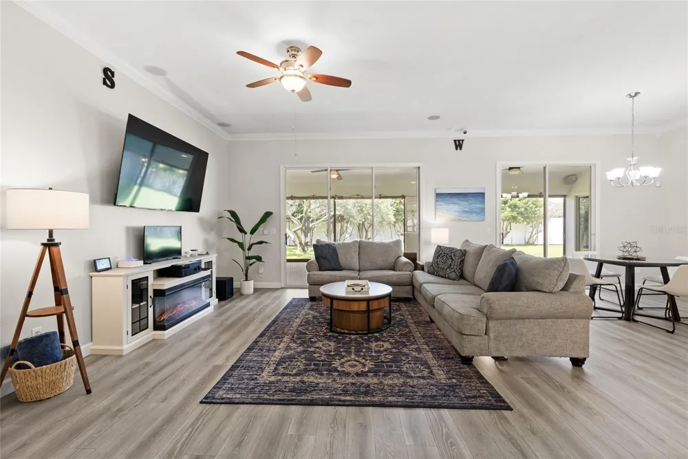 147 COSTA LOOP Auburndale, FL 33823