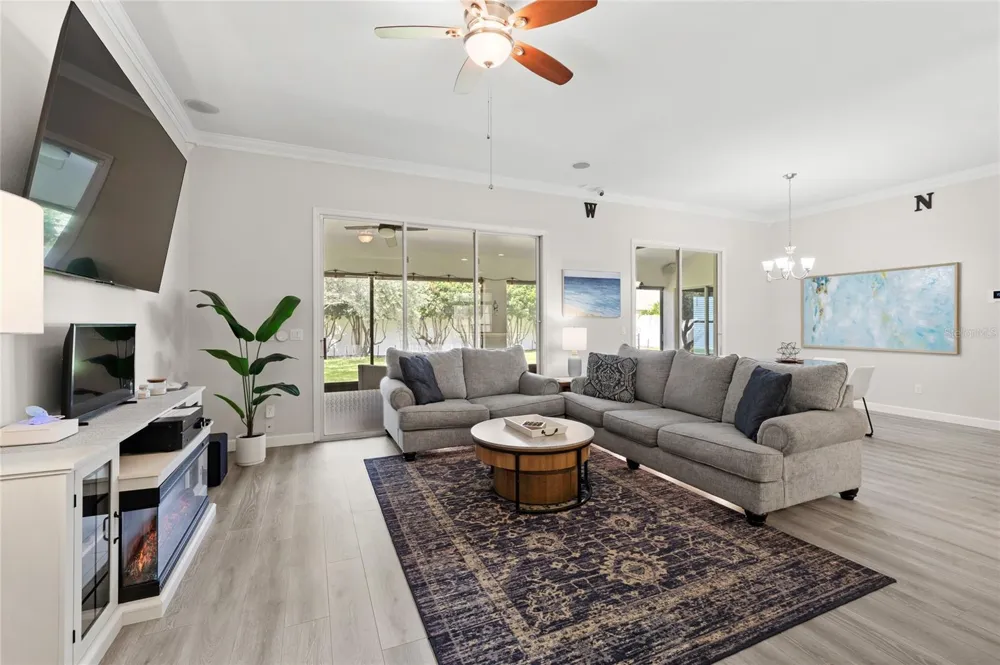 147 COSTA LOOP Auburndale, FL 33823