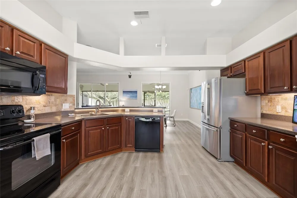 147 COSTA LOOP Auburndale, FL 33823