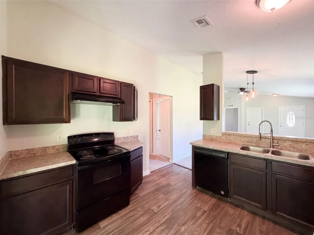 705 5TH STREET Wildwood, FL 34785
