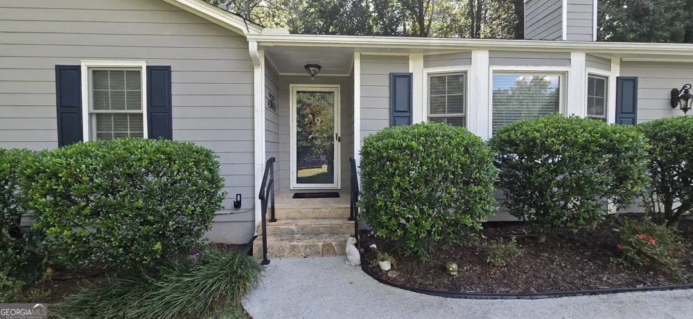 6586 Deshon CIR Lithonia, GA 30058
