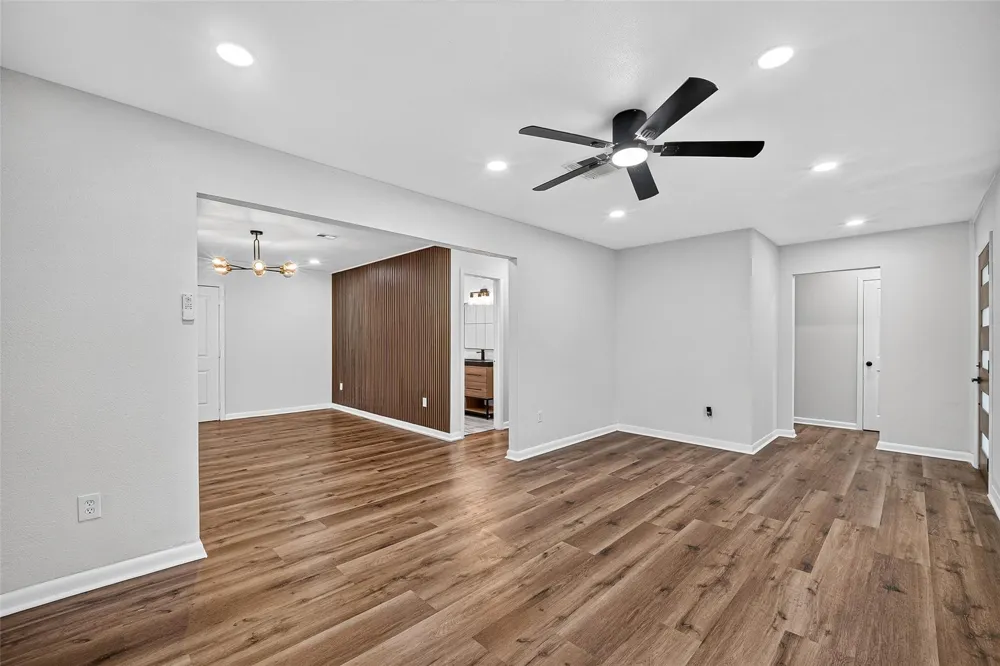4310 Jorns Street Houston, TX 77045