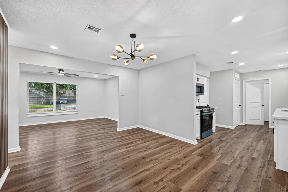 4310 Jorns Street Houston, TX 77045