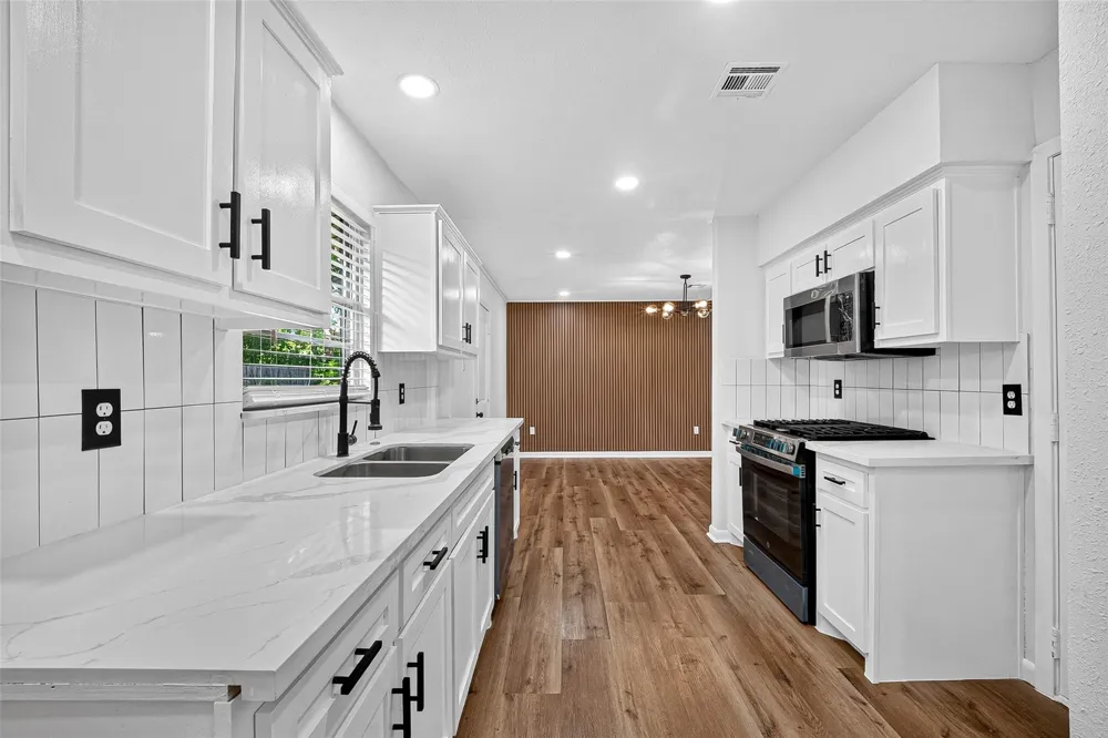 4310 Jorns Street Houston, TX 77045