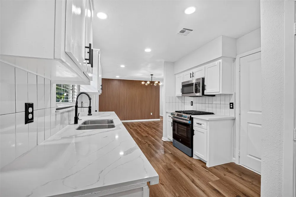 4310 Jorns Street Houston, TX 77045