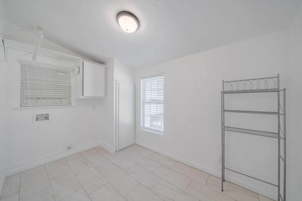 3620 Avenue J Santa Fe, TX 77510