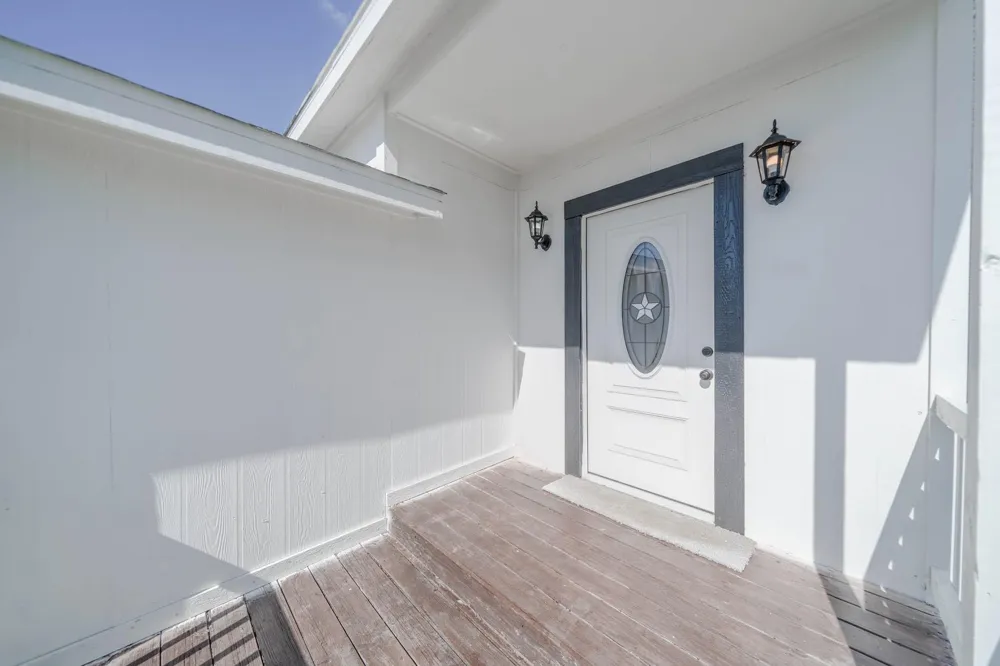 3620 Avenue J Santa Fe, TX 77510