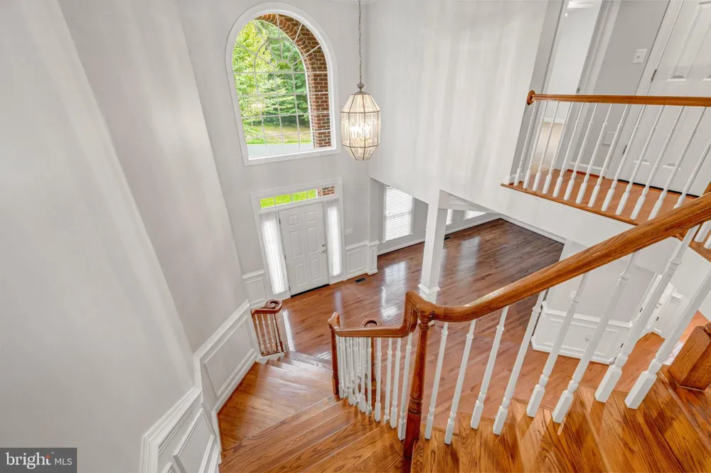 10037 ESTEPPE DRIVE Manassas, VA 20111