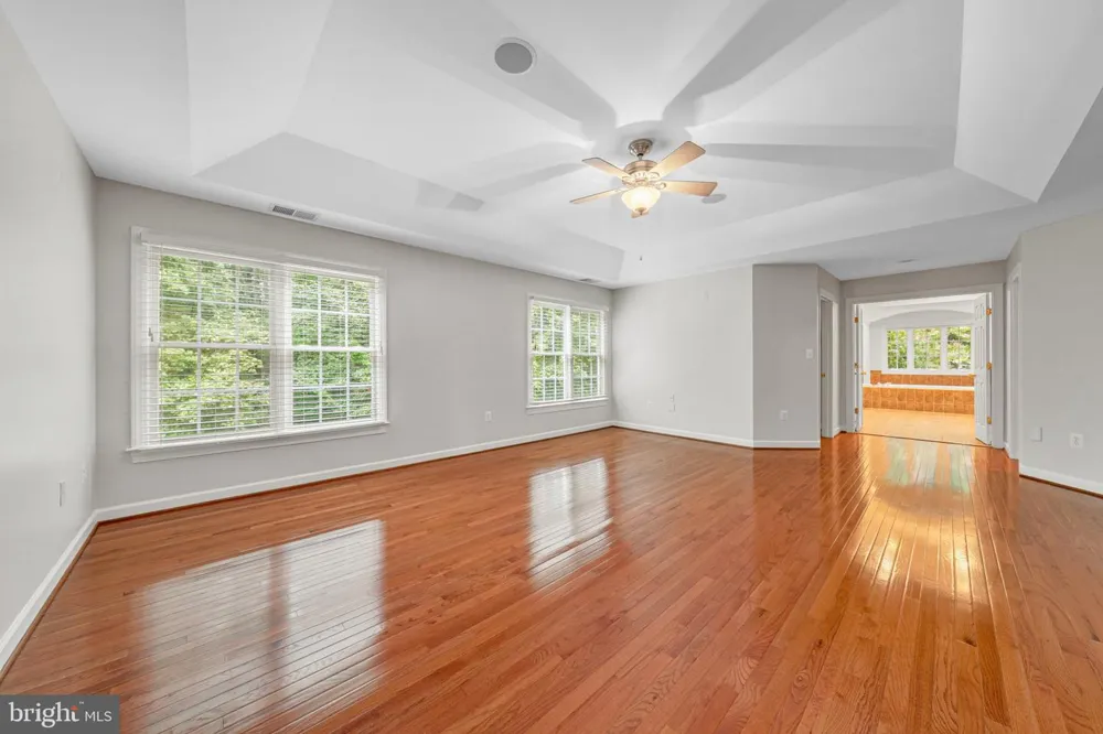 10037 ESTEPPE DRIVE Manassas, VA 20111