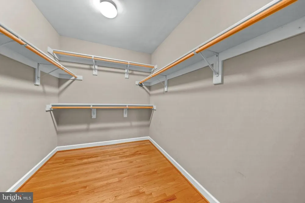 10037 ESTEPPE DRIVE Manassas, VA 20111