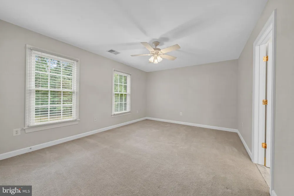 10037 ESTEPPE DRIVE Manassas, VA 20111