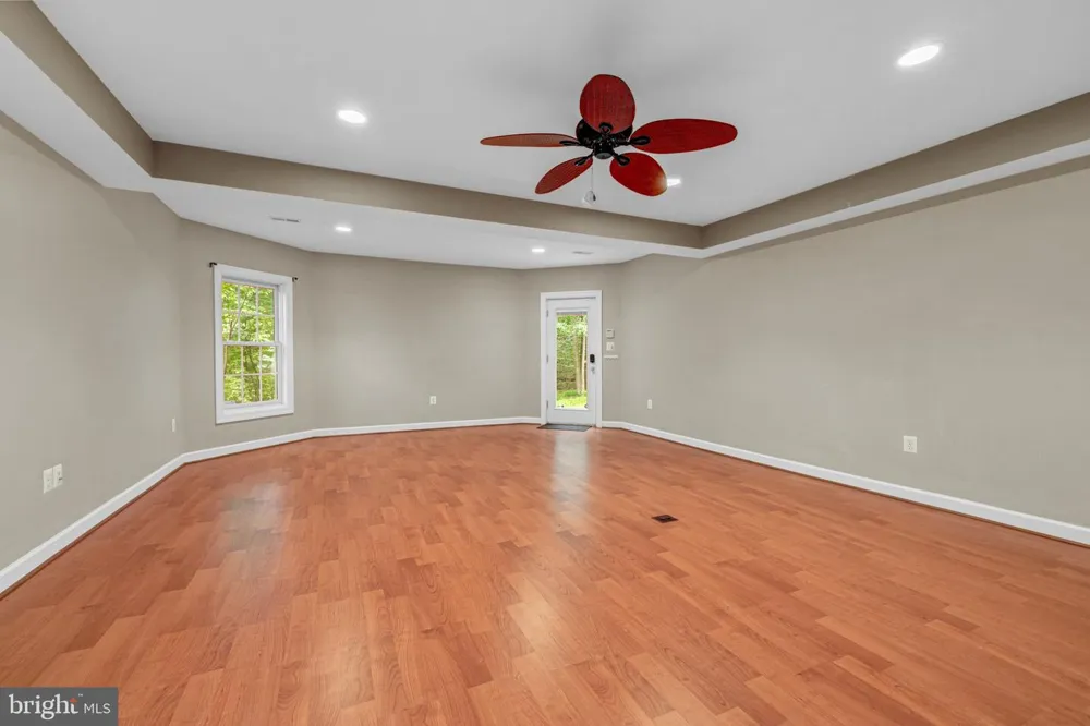10037 ESTEPPE DRIVE Manassas, VA 20111