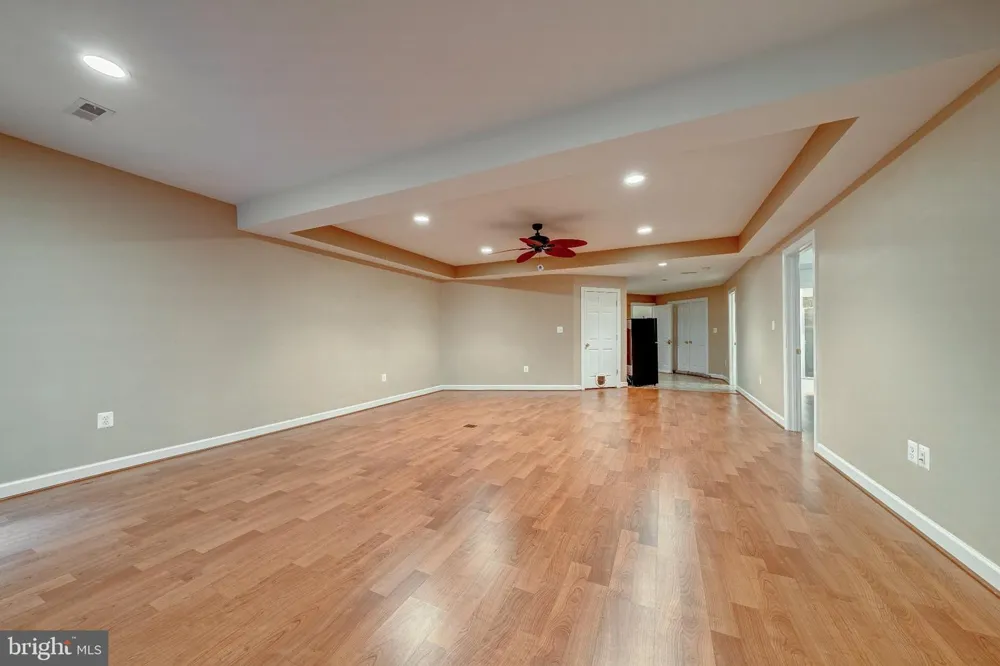 10037 ESTEPPE DRIVE Manassas, VA 20111