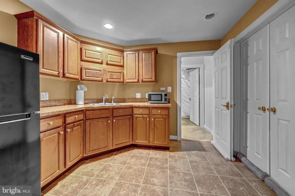 10037 ESTEPPE DRIVE Manassas, VA 20111