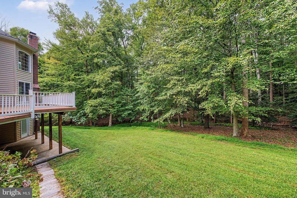 10037 ESTEPPE DRIVE Manassas, VA 20111