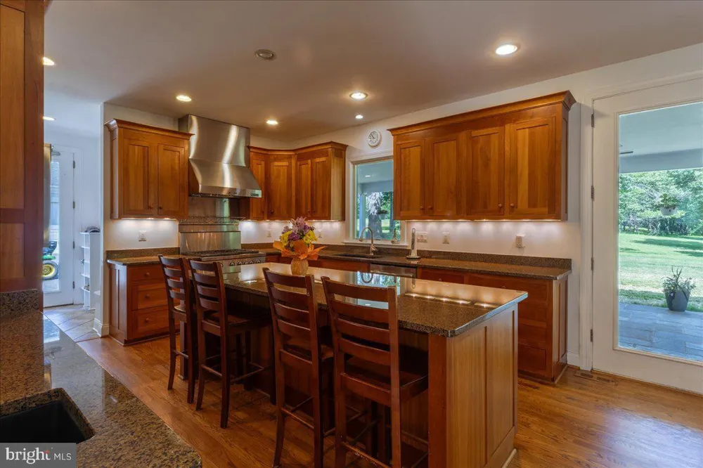 5202 CHASE LANE Midland, VA 22728