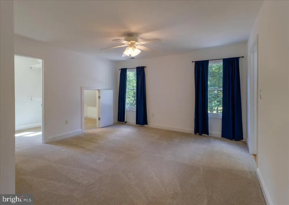 5202 CHASE LANE Midland, VA 22728