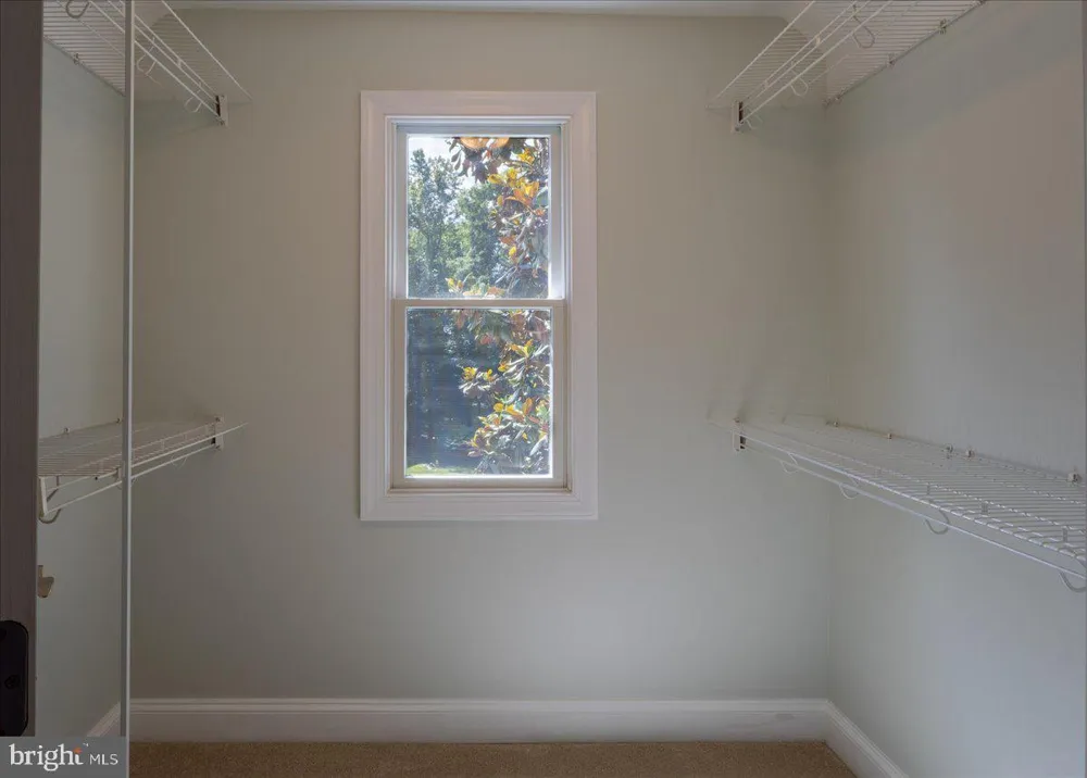 5202 CHASE LANE Midland, VA 22728