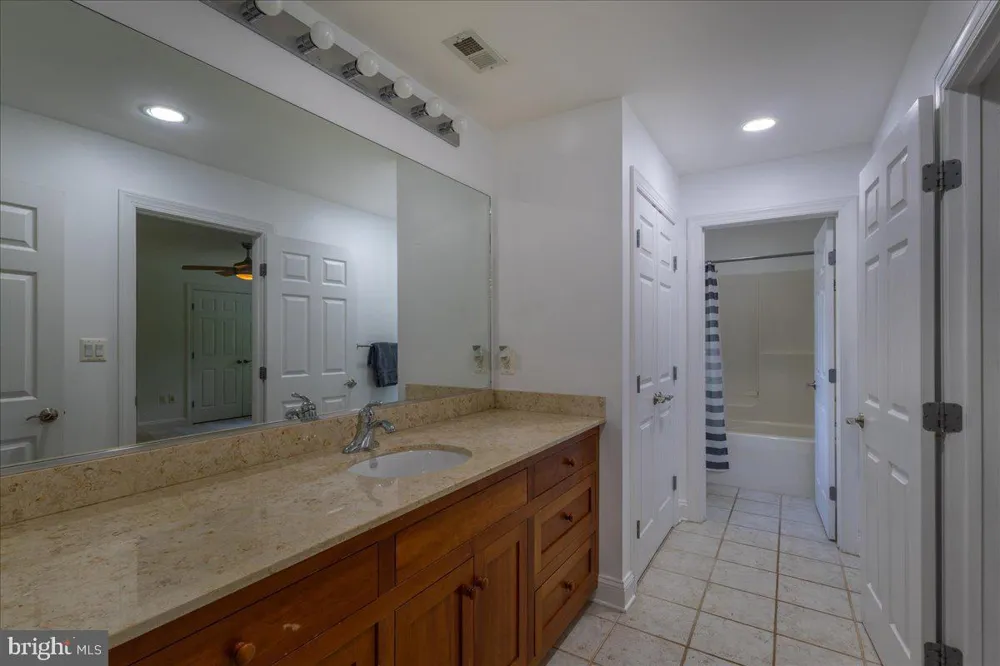 5202 CHASE LANE Midland, VA 22728