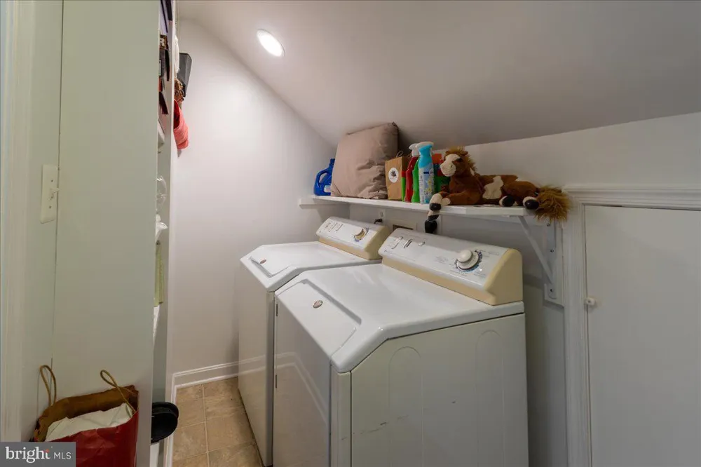 5202 CHASE LANE Midland, VA 22728