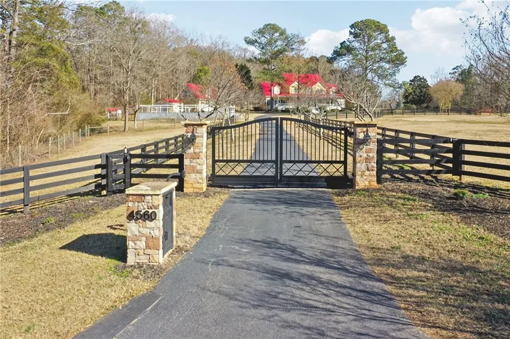 4560 Greensboro Highway Watkinsville, GA 30677