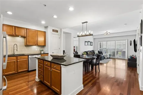 200 River Vista Drive #428