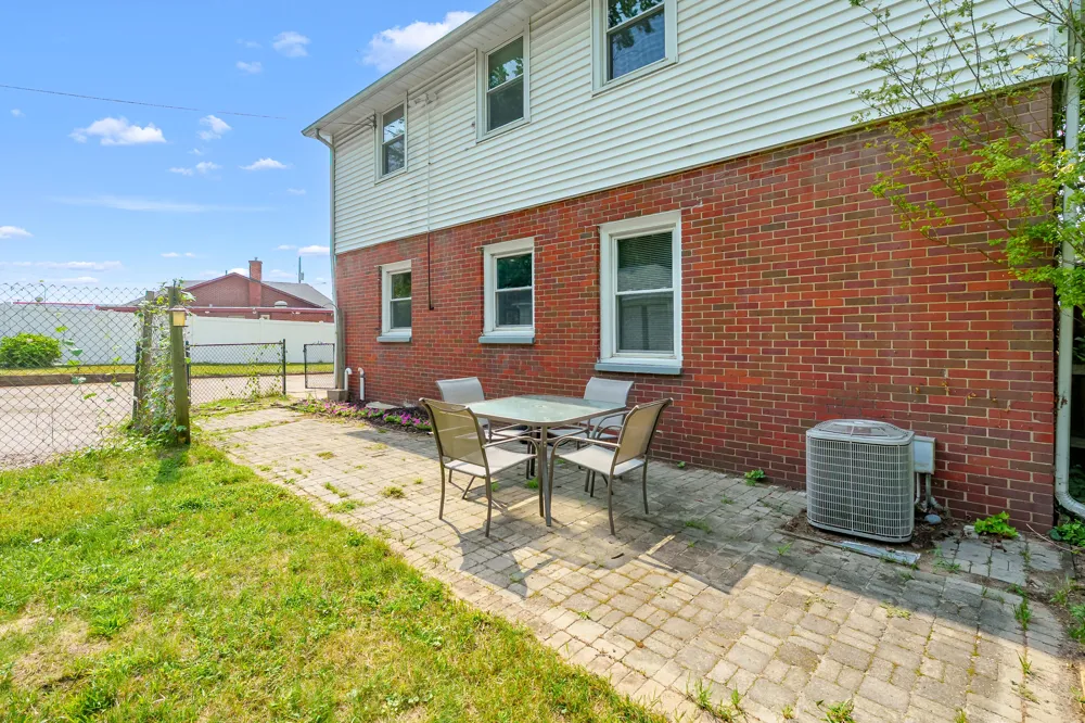 5048 Riverview Drive Cooper Charter Township, MI 49004