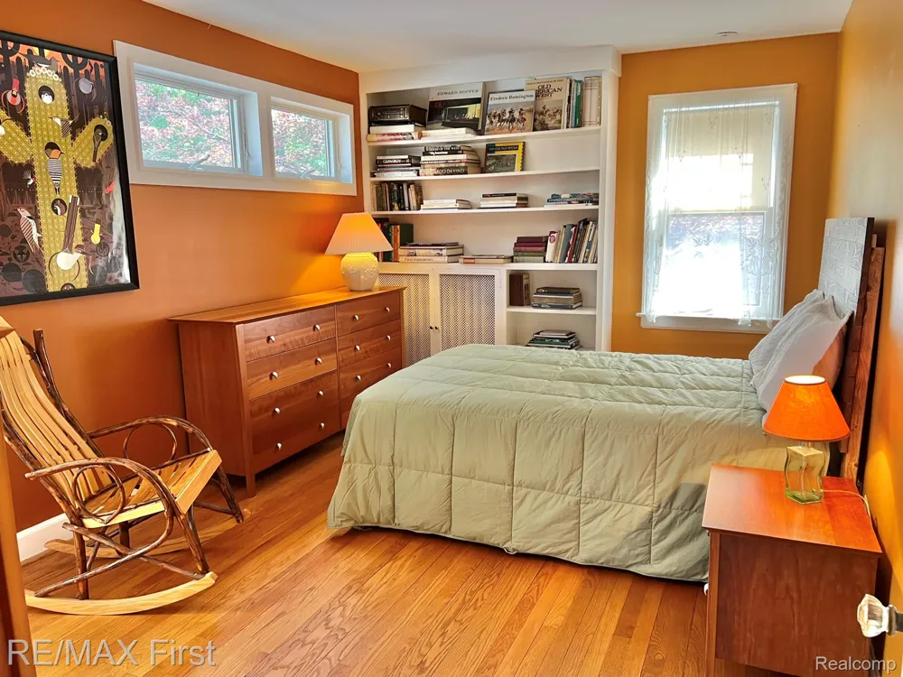 774 W Oakridge Street Ferndale City, MI 48220