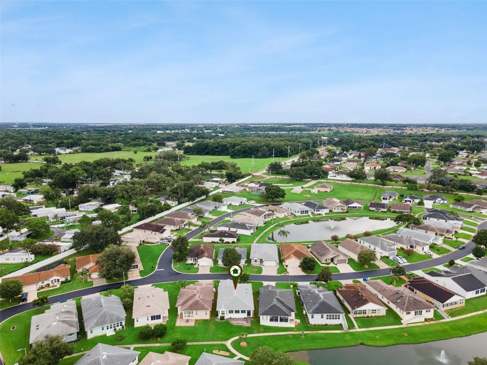 6276 SILVER LAKES DRIVE E Lakeland, FL 33810