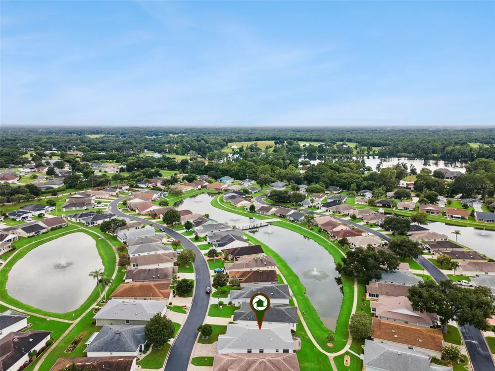6276 SILVER LAKES DRIVE E Lakeland, FL 33810