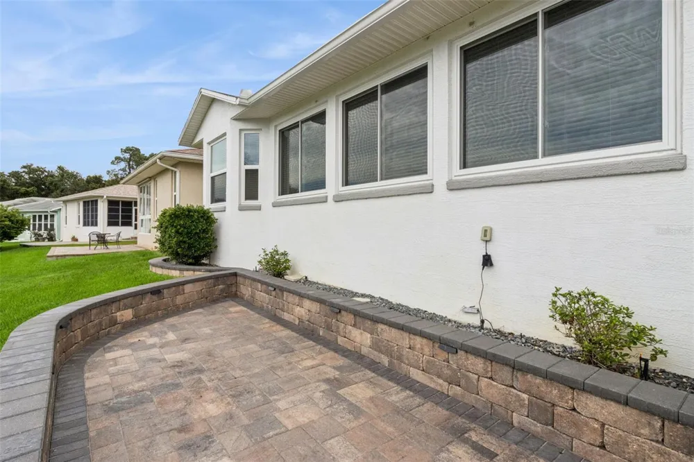 6276 SILVER LAKES DRIVE E Lakeland, FL 33810