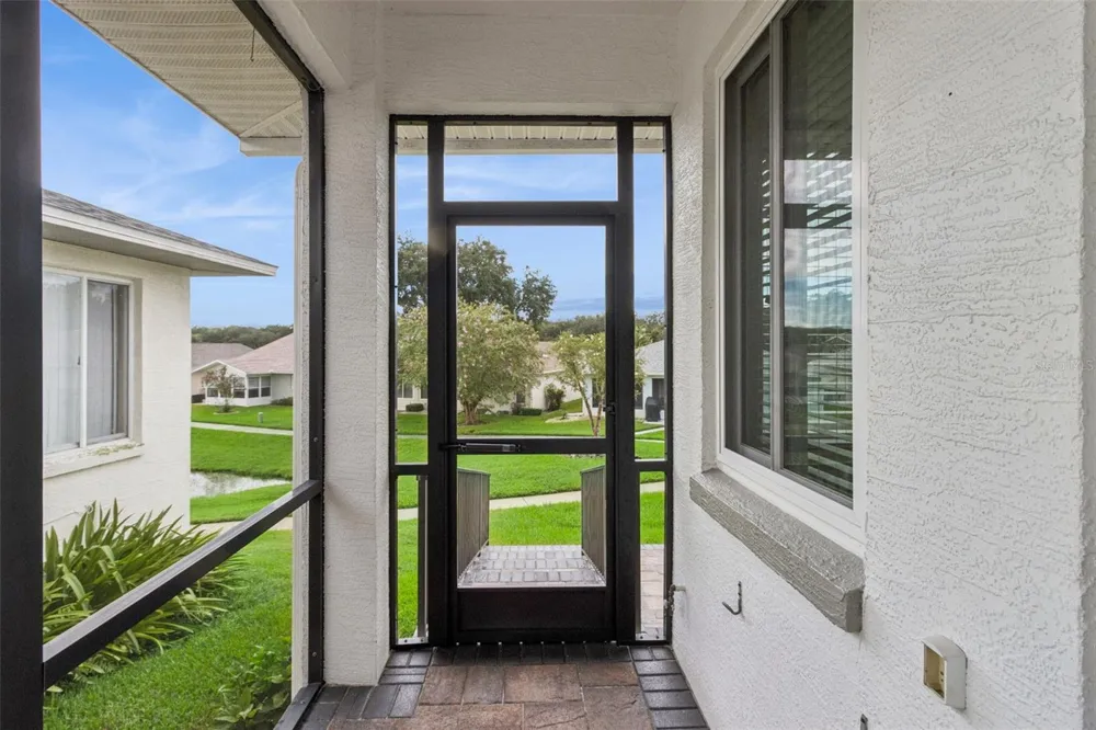 6276 SILVER LAKES DRIVE E Lakeland, FL 33810