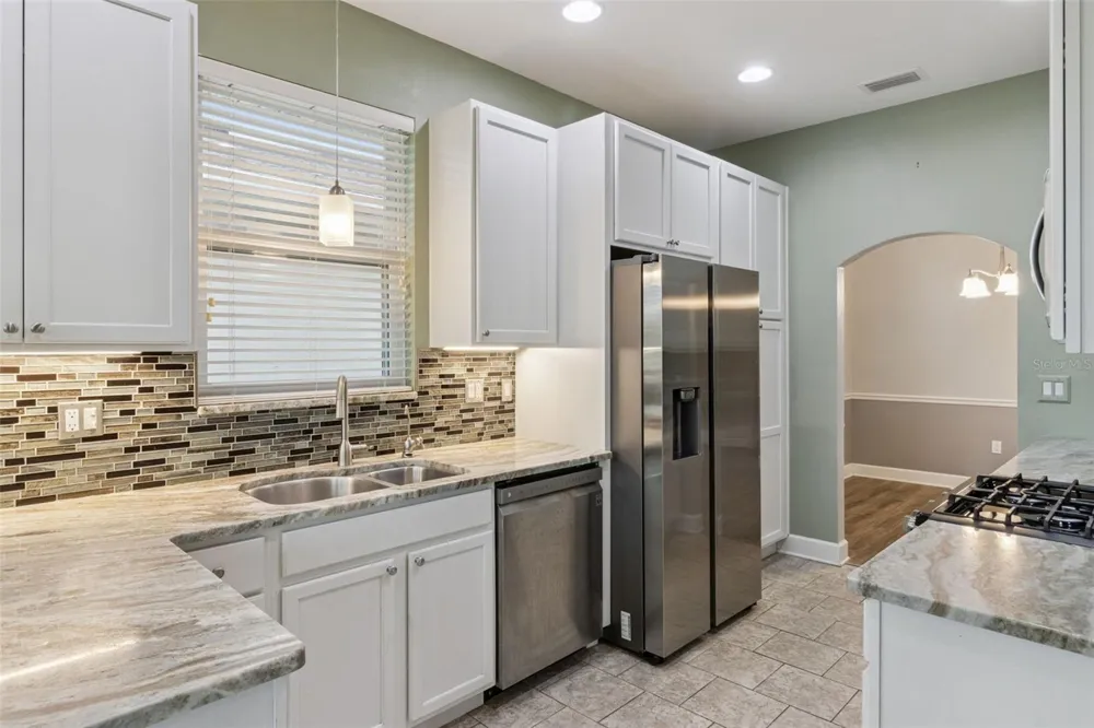 6276 SILVER LAKES DRIVE E Lakeland, FL 33810