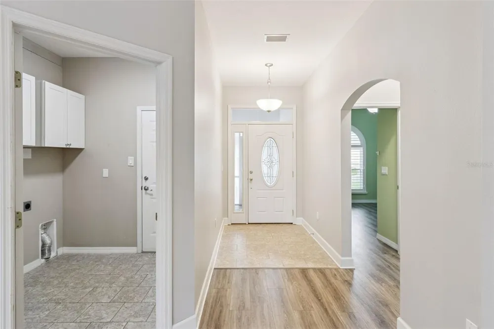 6276 SILVER LAKES DRIVE E Lakeland, FL 33810