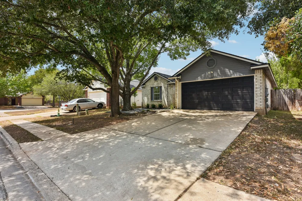 3608 DENEHOE Cove Austin, TX 78725