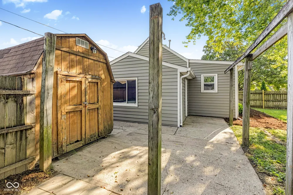 508 S State Greenfield, IN 46140